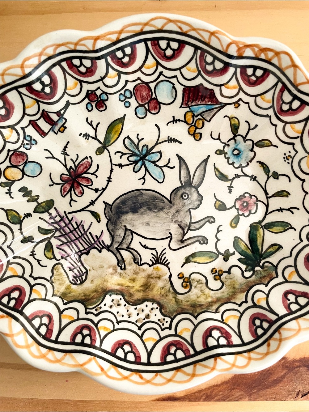 Coimbra Portugal Hand Painted Ceramic Scalloped Floral Rabbit Trinket Dish - Picture 3 of 8